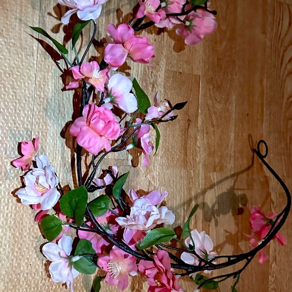 Set of 8 Cherry Blossom Pink Floral Garlands, each garland 6 feet long, Pink,EUC - Picture 3 of 5